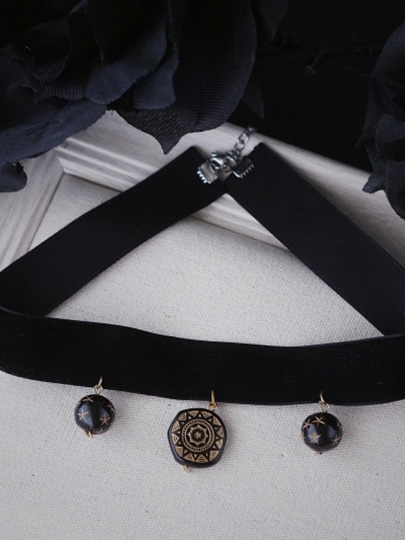 Evahair 2021 Gothic Style Totem Balls Choker