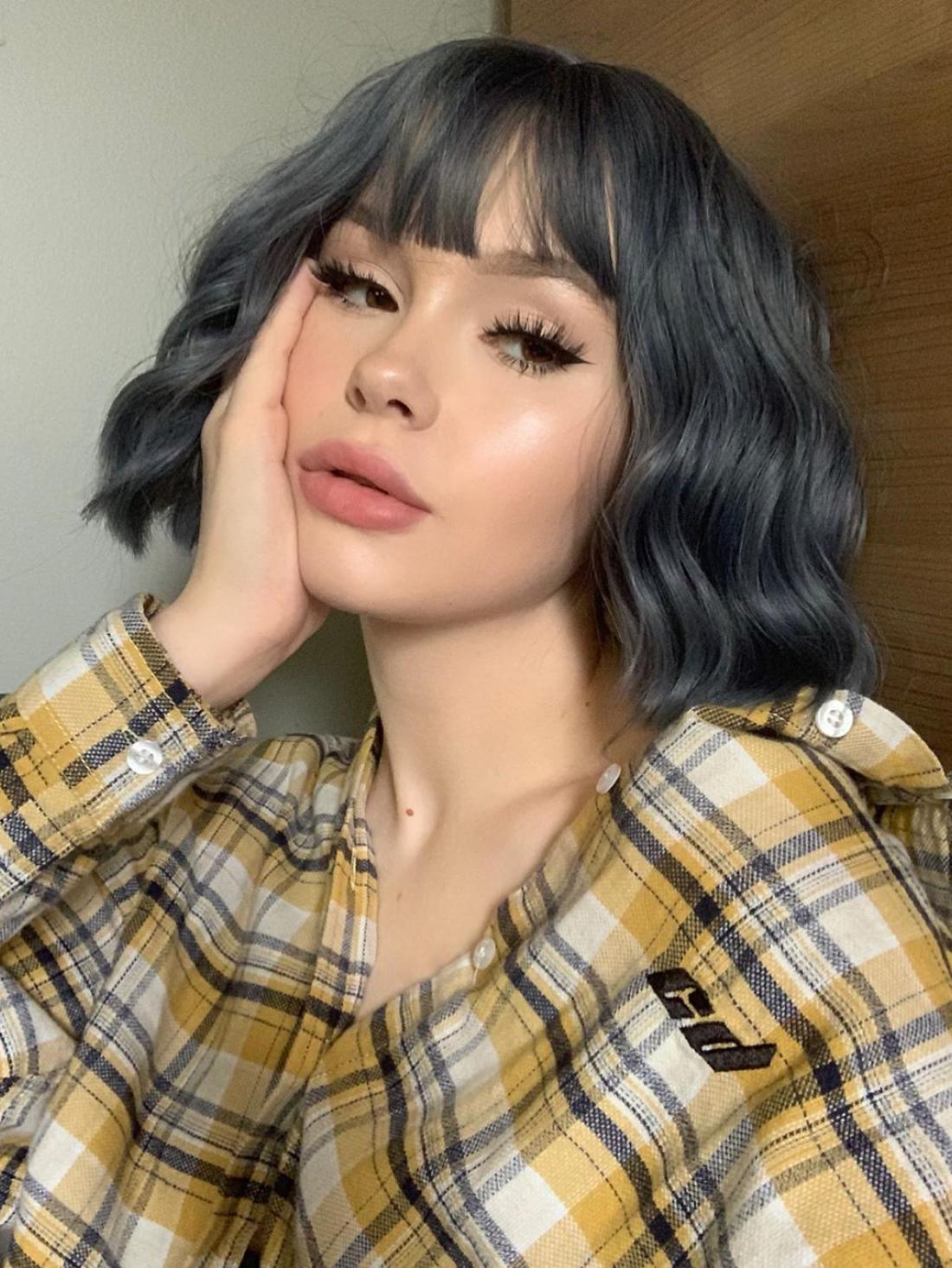 Lavender Mix Grey Wavy Bob Synthetic Wig With Wispy Fringes