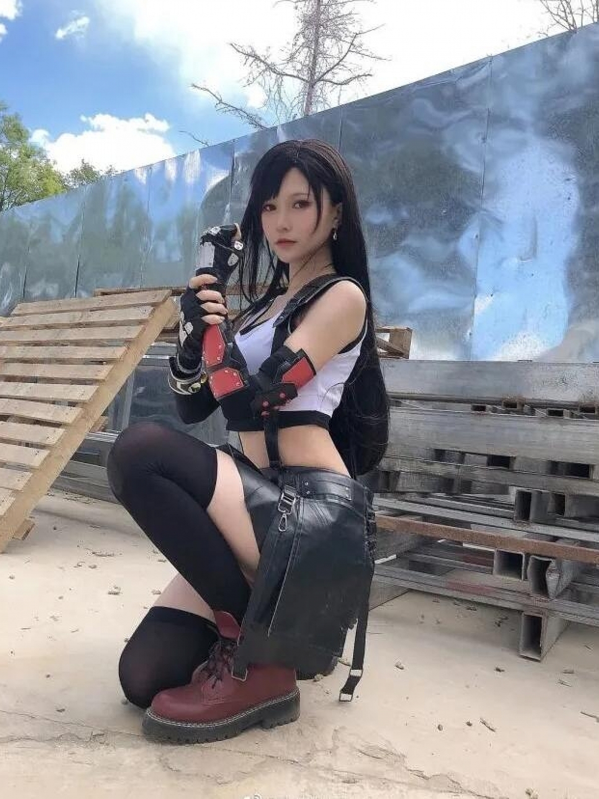 Evahair Final Fantasy VII Remastered Tifa cosplay costume