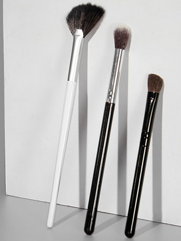 Evahair Nose Shadow Brush Package