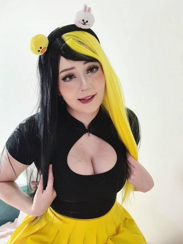 Evahair Half Black And Half Yellow Wefted Cap Long Staight Synthetic Wig With Bangs Home Evahair Evahair Half Black And Half Yellow Wefted Cap Long Staight Synthetic Wig With Bangs Home Evahair